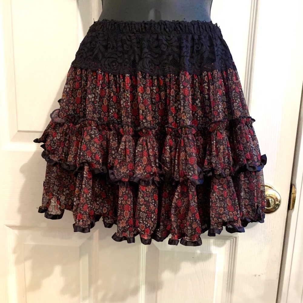 Lace Ruffled Flower Skirt